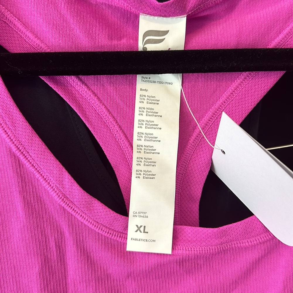 NWT - Fabletics Performance Seamless Racerback Tank - Picture 5 of 9